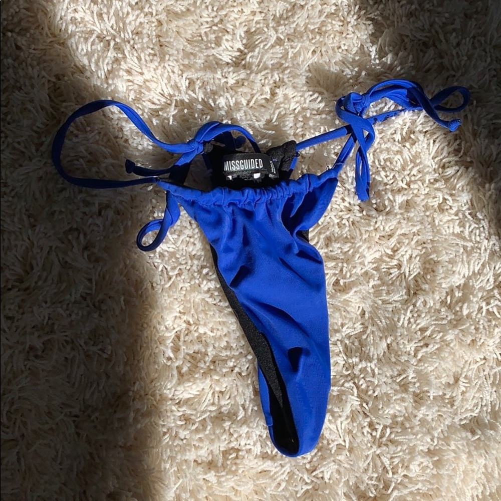 MISSGUIDED THONG MEDIUM BIKINI BOTTOM